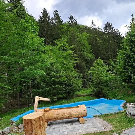 Pocitniska Hisa Jurcek بيت للعطل