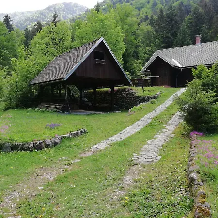 Pocitniska Hisa Jurcek Zirovnica